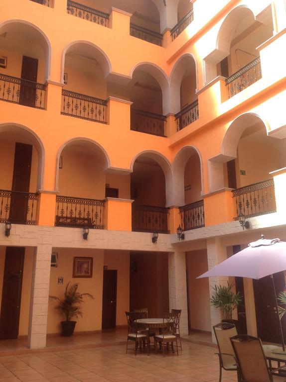 Hotel Genoves San Juan de los Lagos Zewnętrze zdjęcie